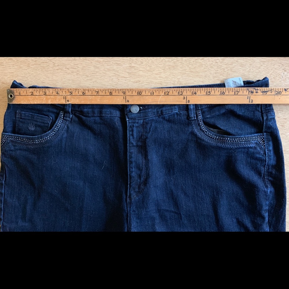 Gloria Vanderbilt Blue Jean Shorts
